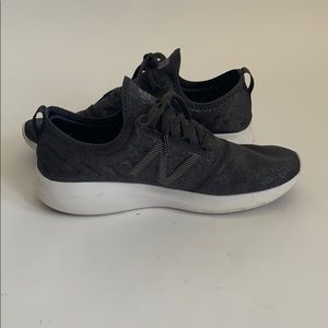 New balance fuel core coast. Size 8.5. Grey.